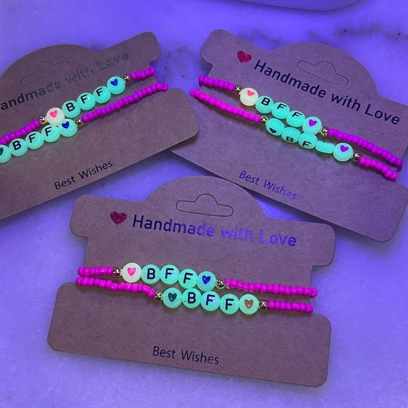 Best Friend Forever BFF Letter Bead Pink Stretch Bracelet Set - Picture 4 of 4